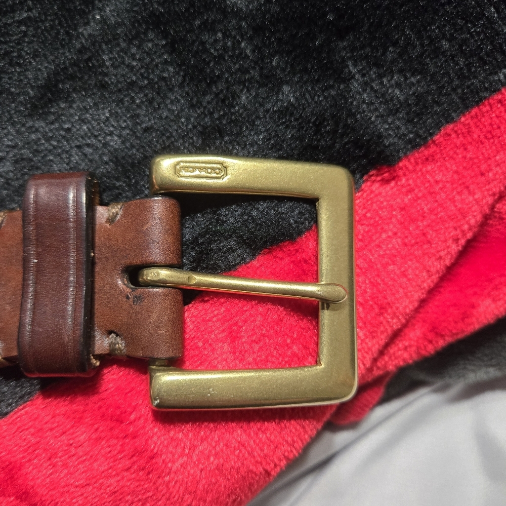 EUC Coach brown leather belt 48in